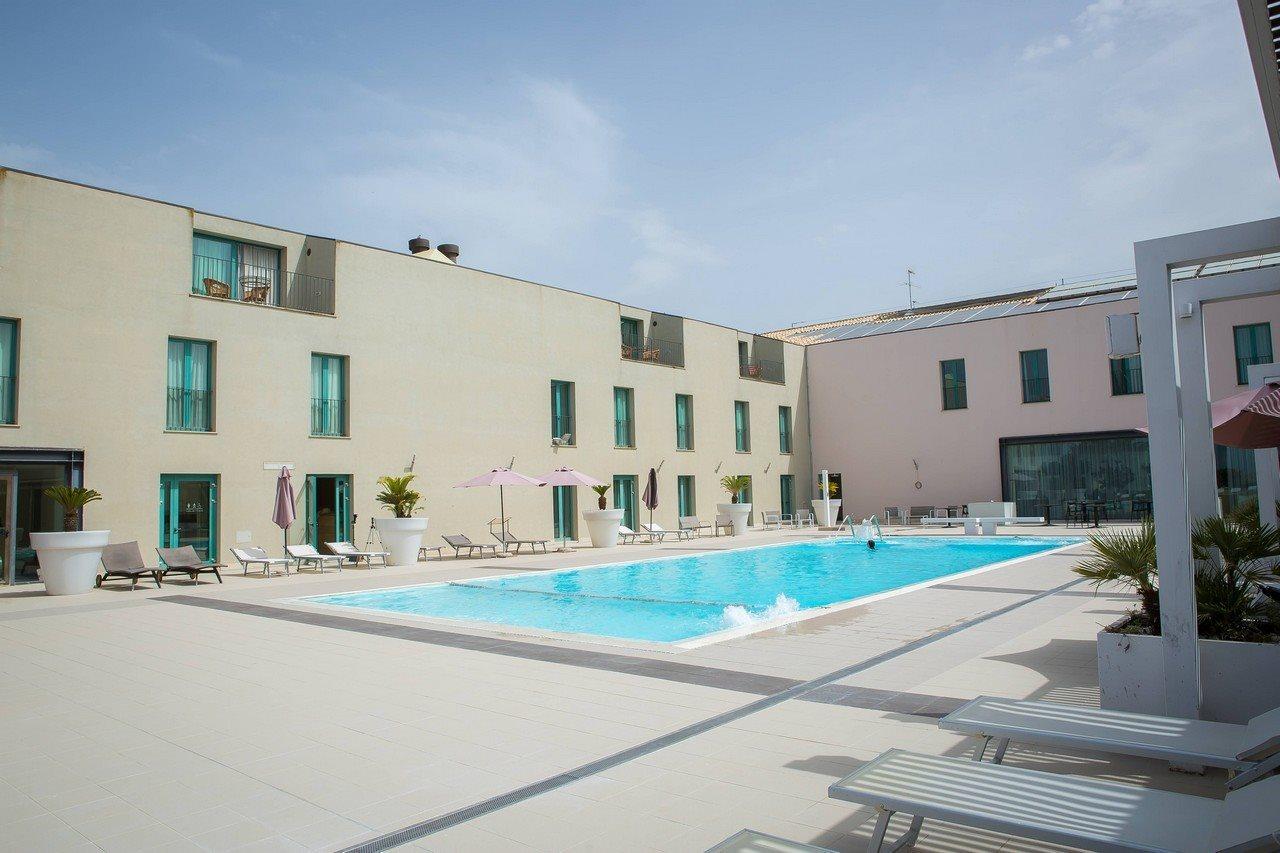 Poggio Del Sole Hotel Contrada Cimillà Exterior photo